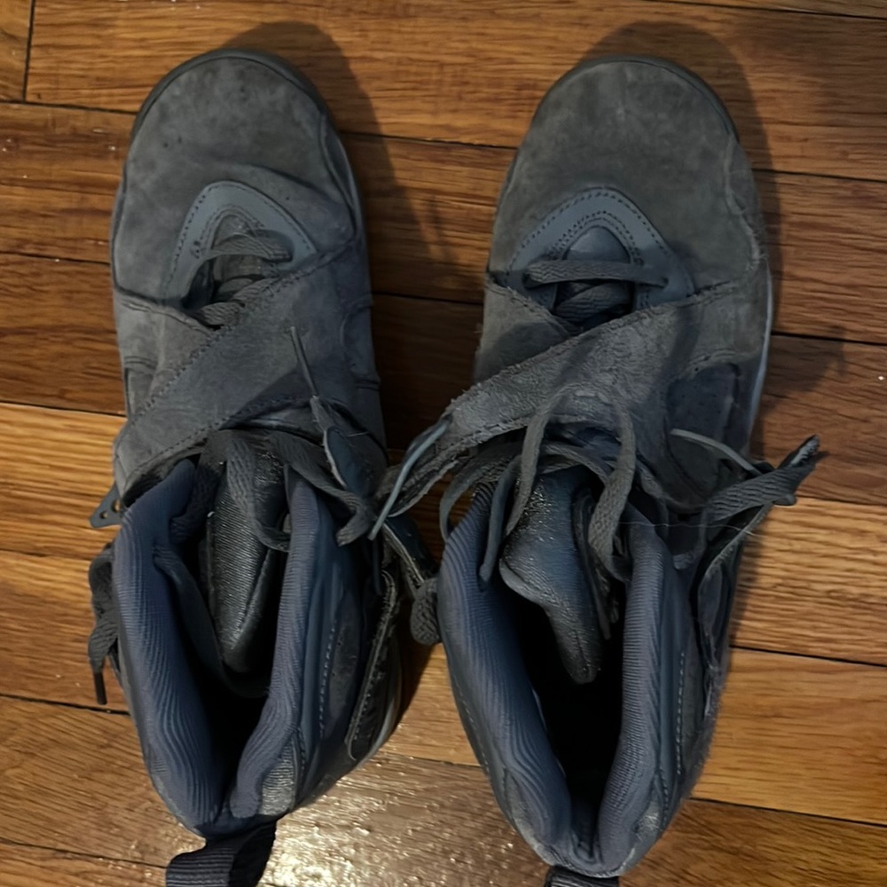 Jordan Retro suede Gray 8